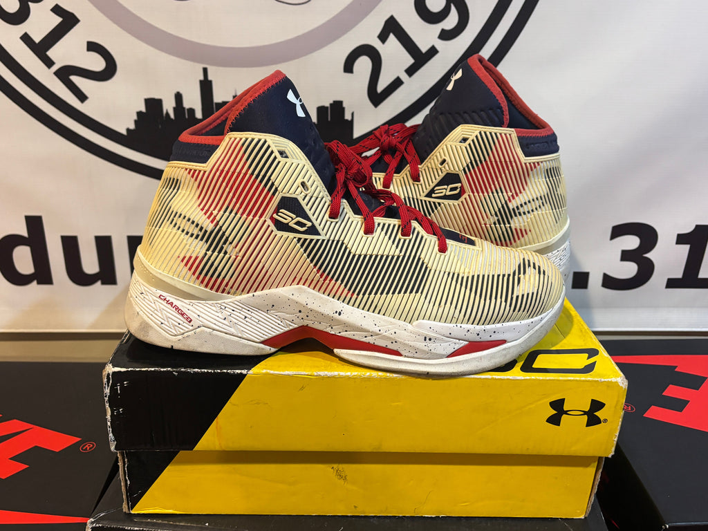 Size 10 - Under Armour Stephen Curry 2.5 'Hoop Nation' Pre owned